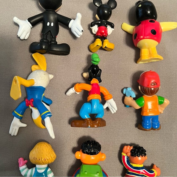 Mattel Disney JHP Figurines - Lot of 9 - Early 2000’s - Picture 7 of 8